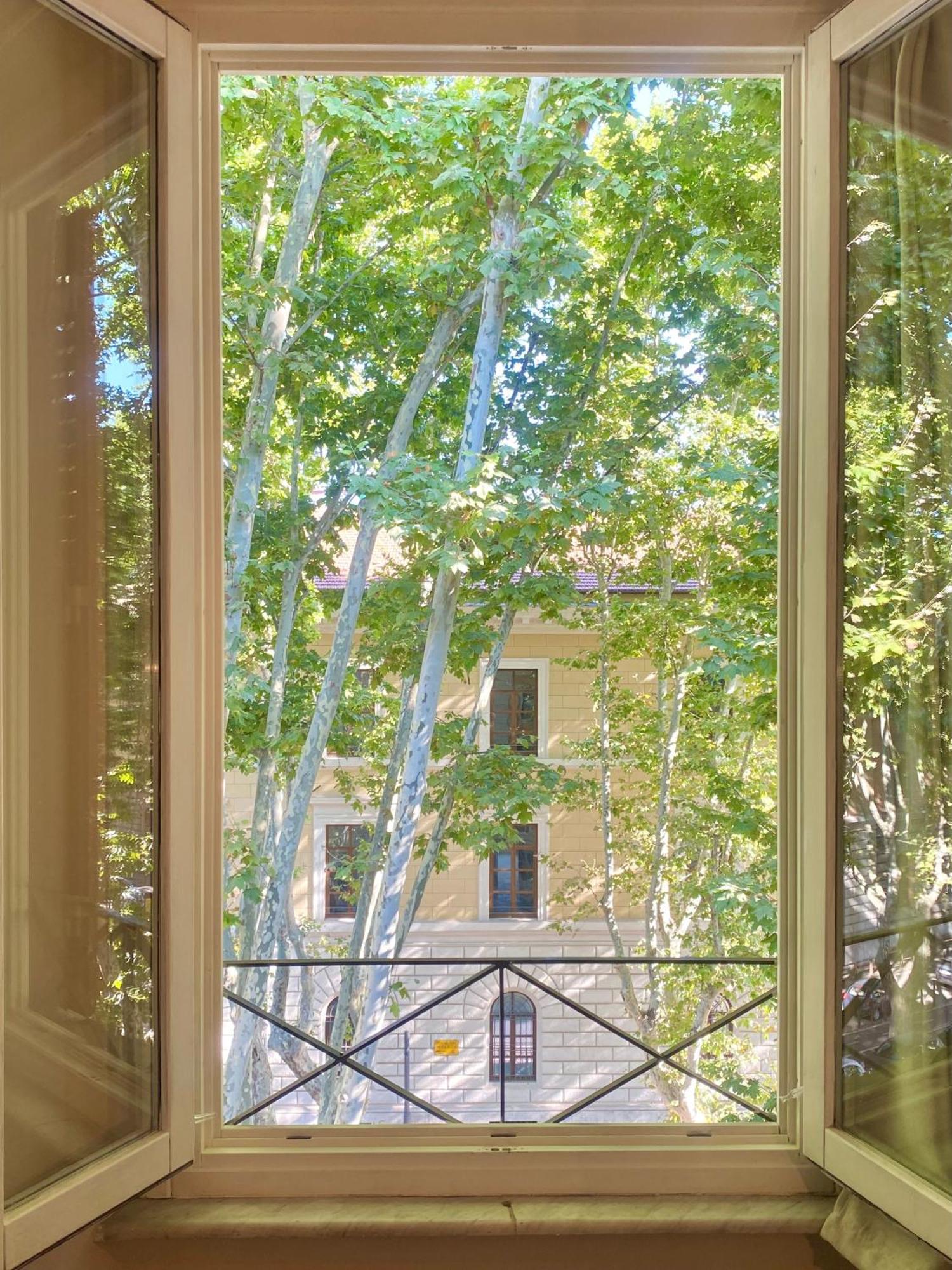 Queen Of Rome Luxury Rooms エクステリア 写真